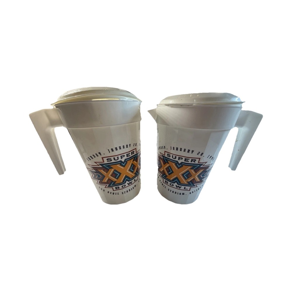 Super Bowl XXX Sun Devil Stadium Plastic Pitchers with Lids, Set of 2